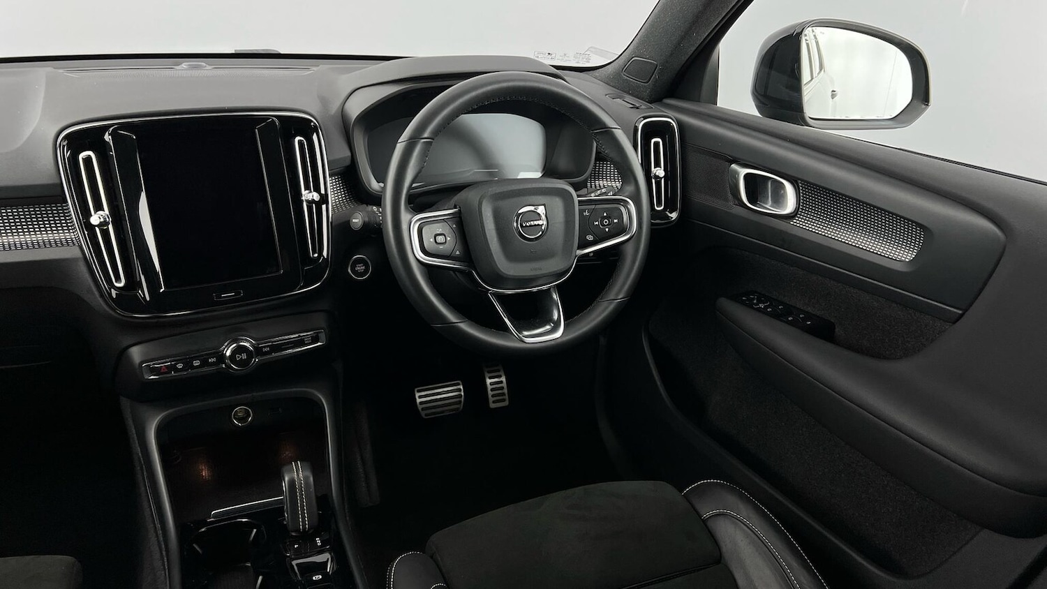 Used Volvo XC40 2022 for sale - 78192886: Photo 14