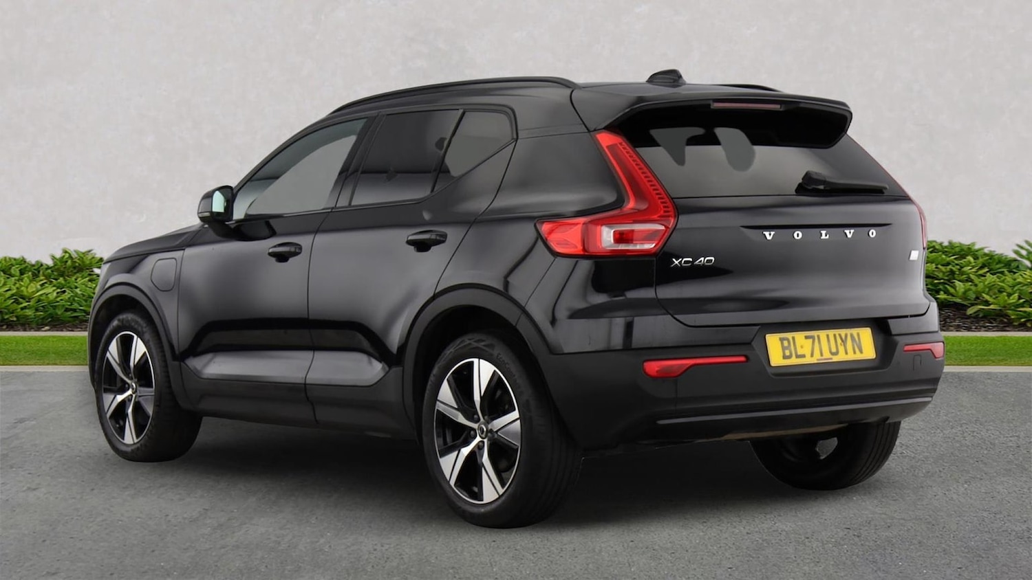 Used Volvo XC40 2022 for sale - 78192886: Photo 2