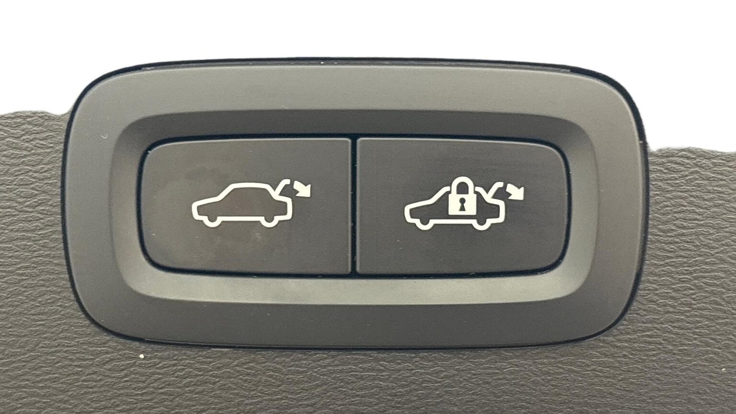 Used Volvo XC40 2022 for sale - 76757434: Photo 18