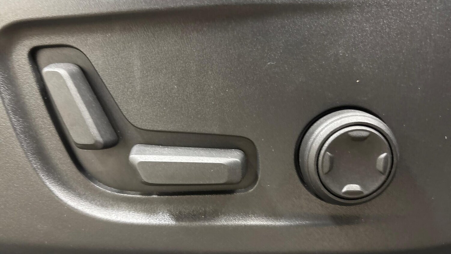 Used Volvo XC40 2022 for sale - 76757434: Photo 25