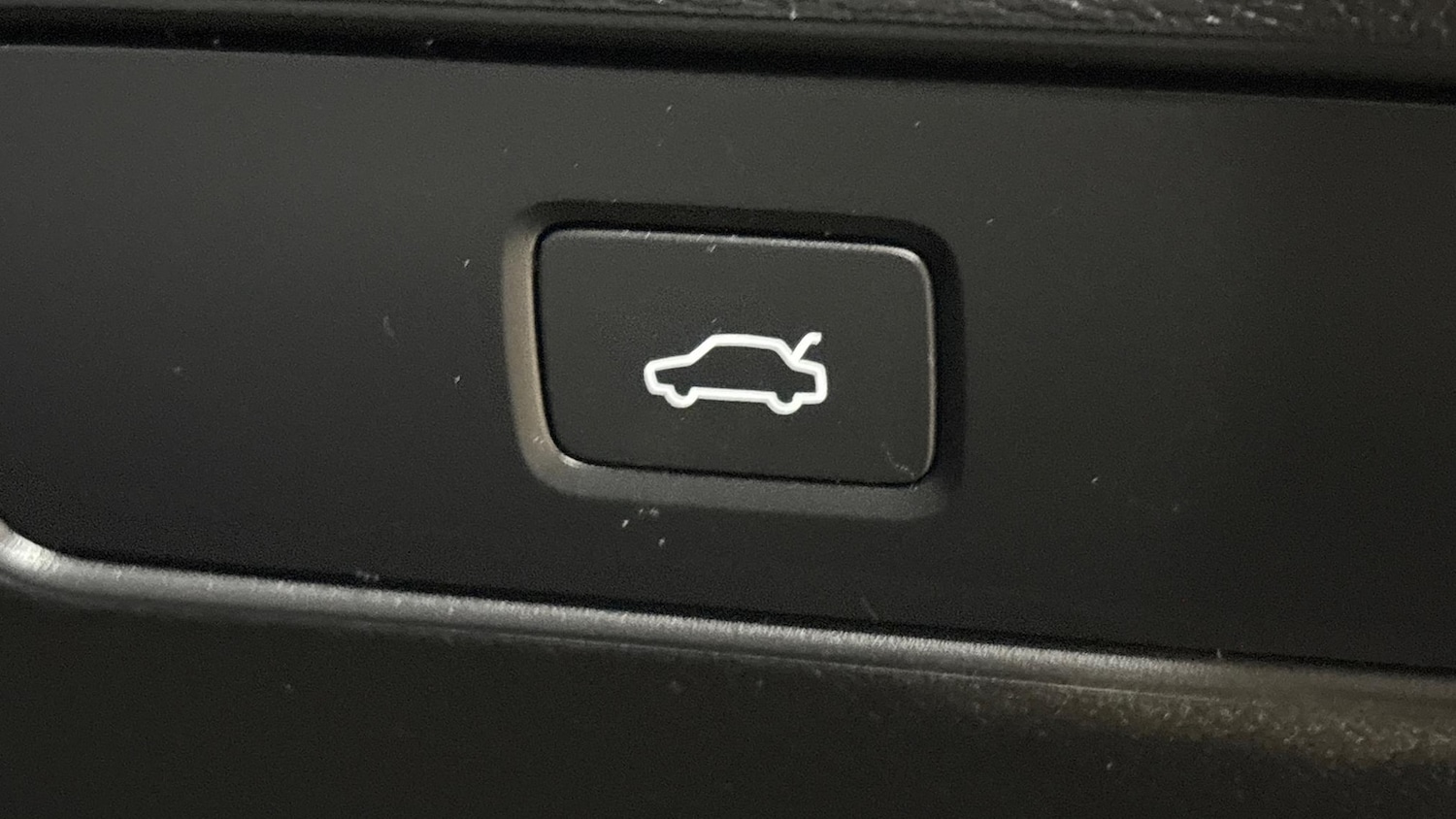 Used Volvo XC40 2022 for sale - 76757434: Photo 27