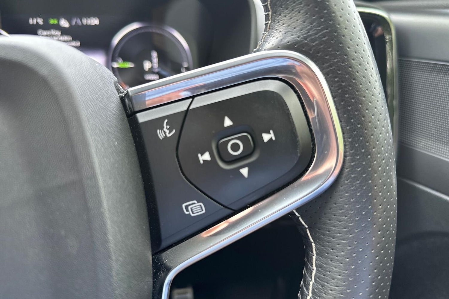 Used Volvo XC40 2021 for sale - 78192921: Photo 28