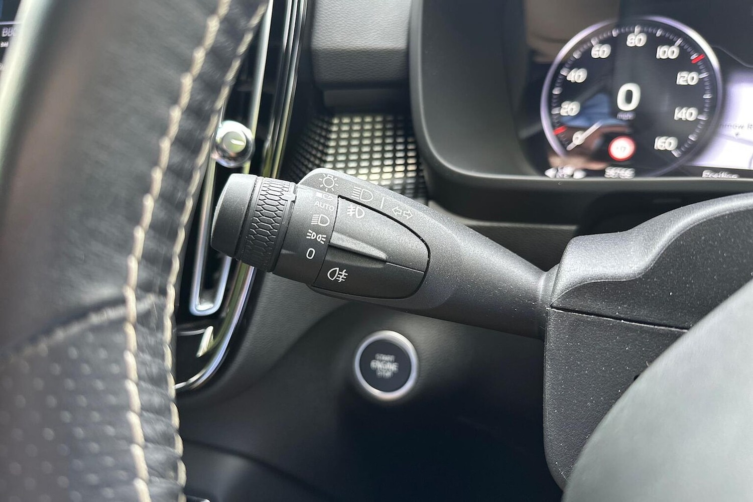 Used Volvo XC40 2021 for sale - 78192921: Photo 31