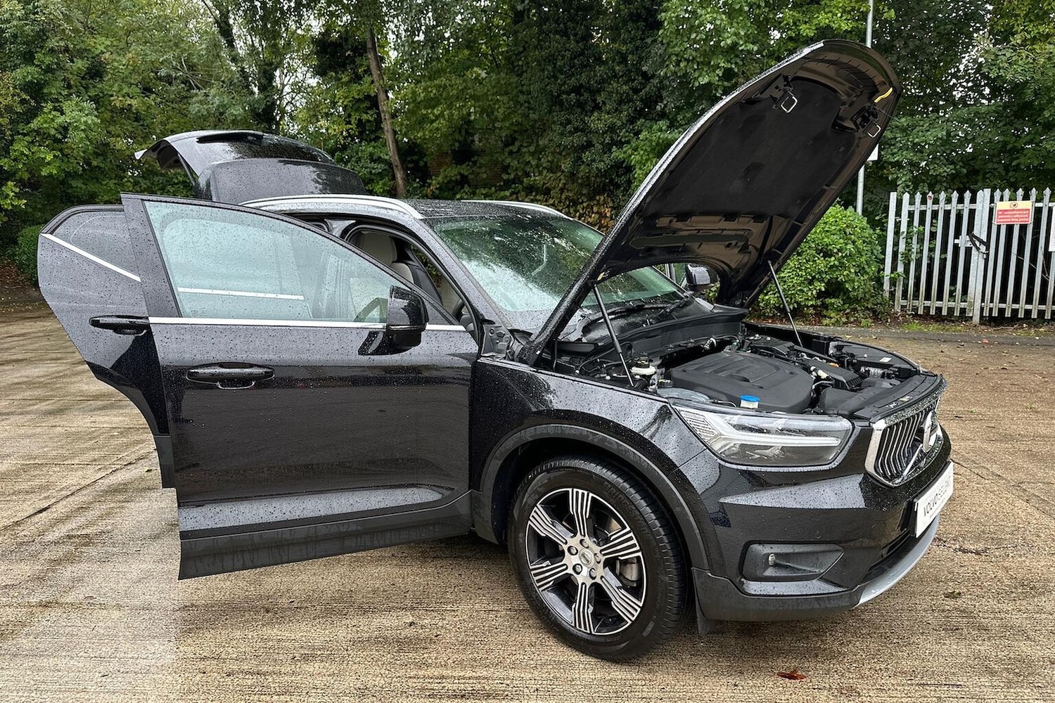 Used Volvo XC40 2020 for sale - 76164965: Photo 39