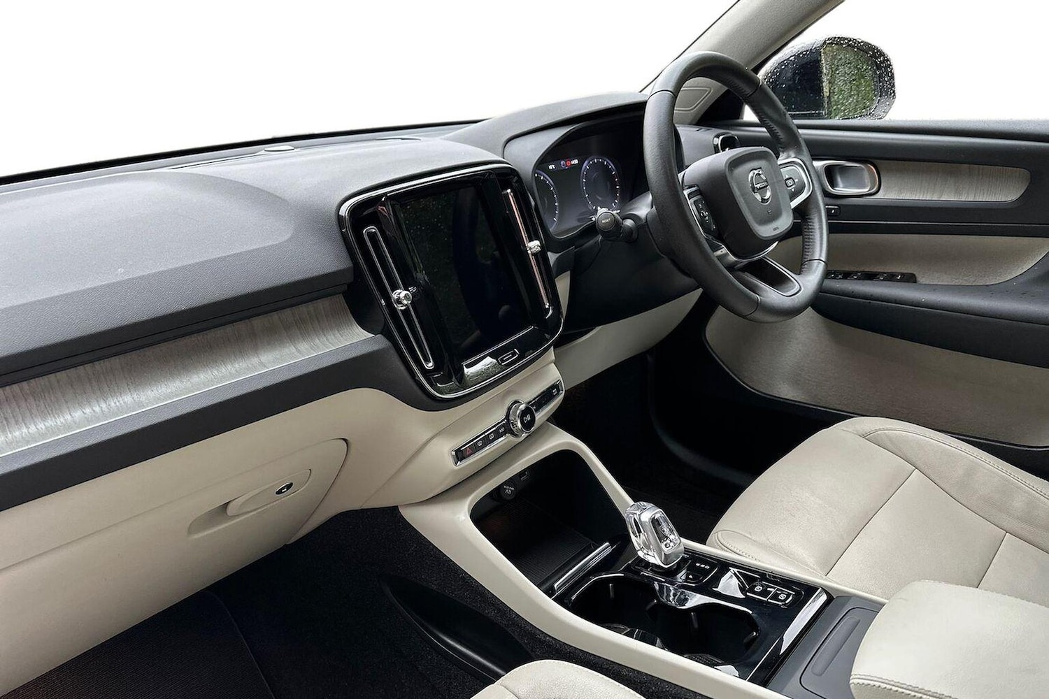 Used Volvo XC40 2020 for sale - 76164965: Photo 7