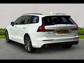 Used Volvo V60 2021 for sale - 79152493: Photo