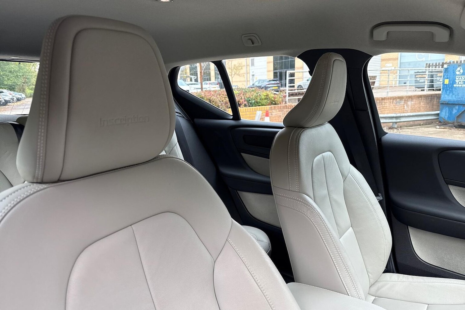 Used Volvo XC40 2020 for sale - 76778307: Photo 33