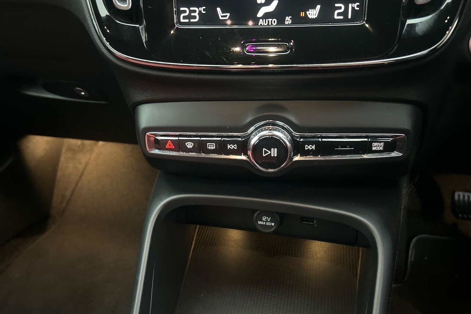 Used Volvo XC40 2020 for sale - 76979918: Photo 12