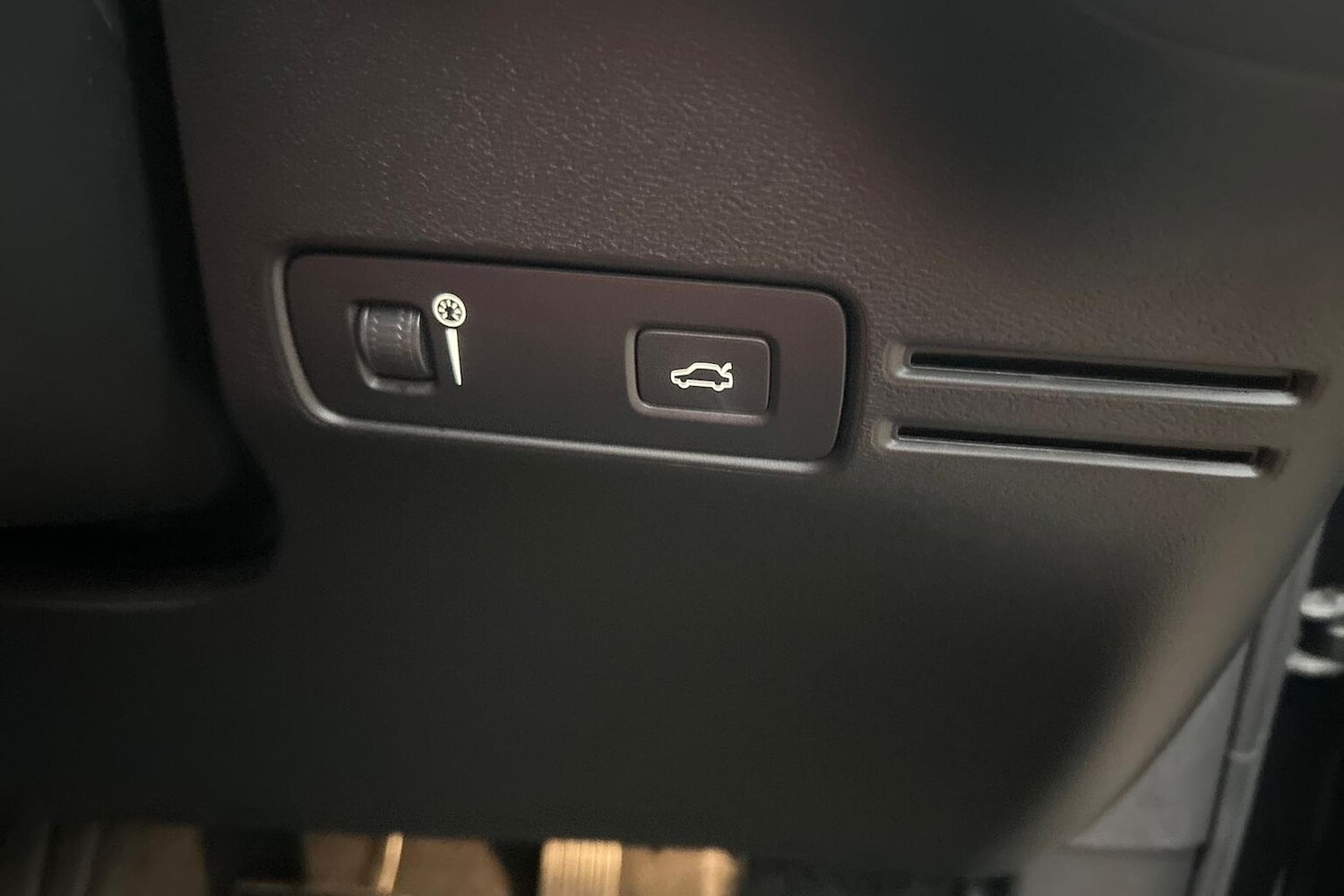 Used Volvo XC40 2020 for sale - 76979918: Photo 22