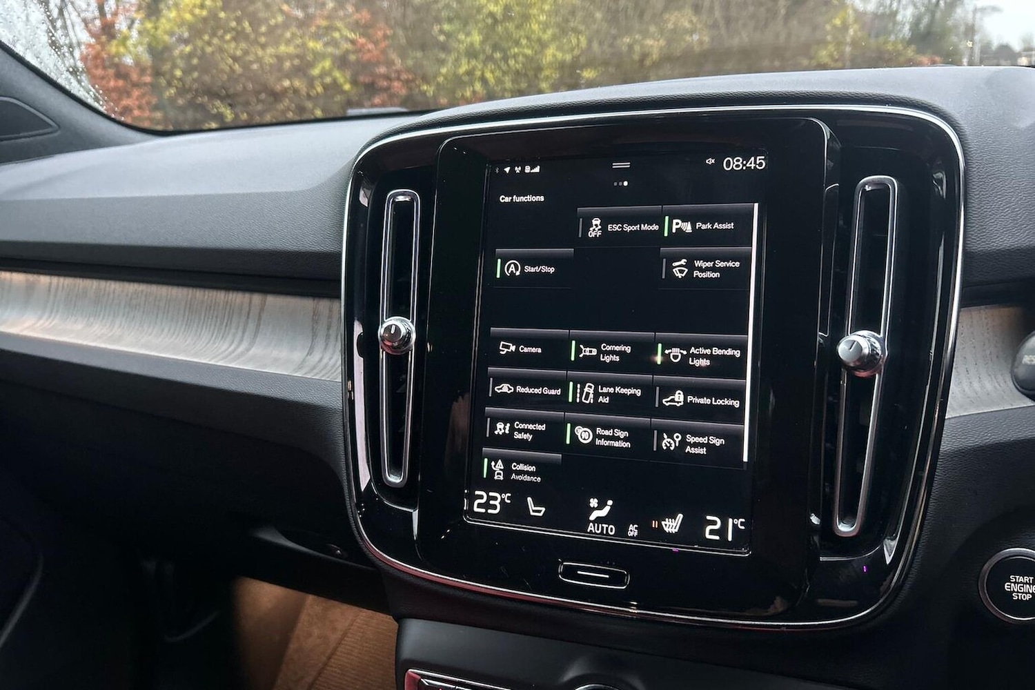 Used Volvo XC40 2020 for sale - 76979918: Photo 25