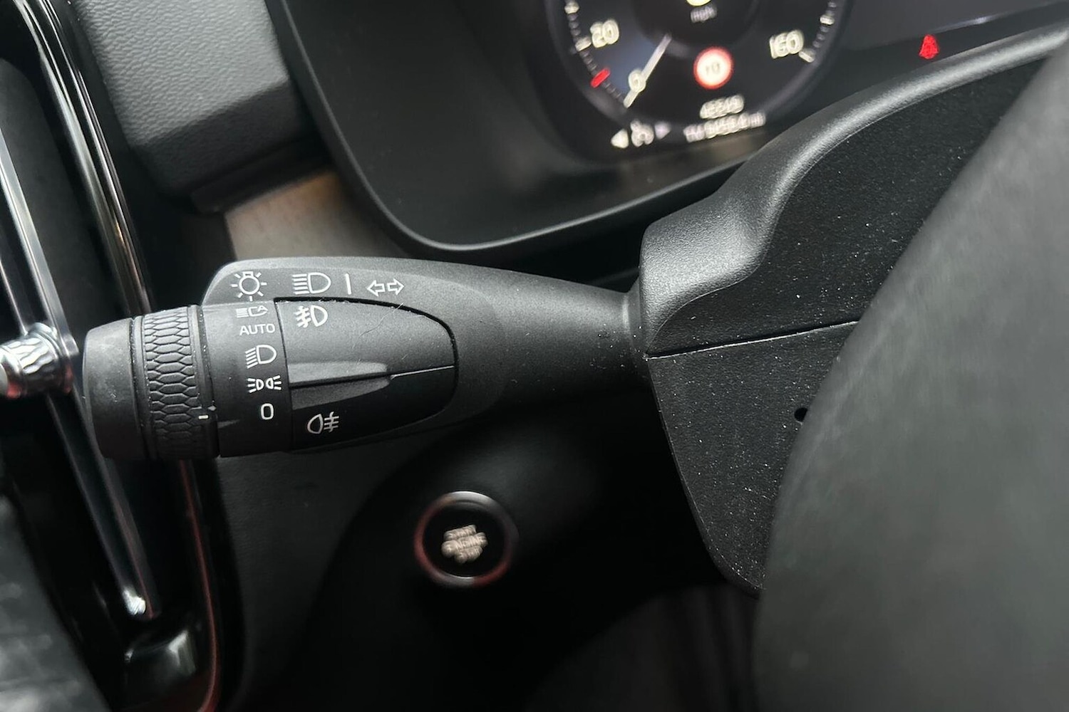 Used Volvo XC40 2020 for sale - 76979918: Photo 28