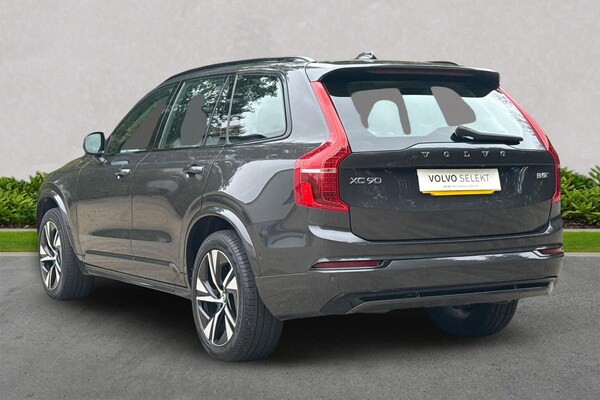 Used Volvo XC90 2022 for sale - 76300822: Photo 2