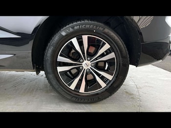 Used Volvo XC60 2023 for sale - 79459323: Photo