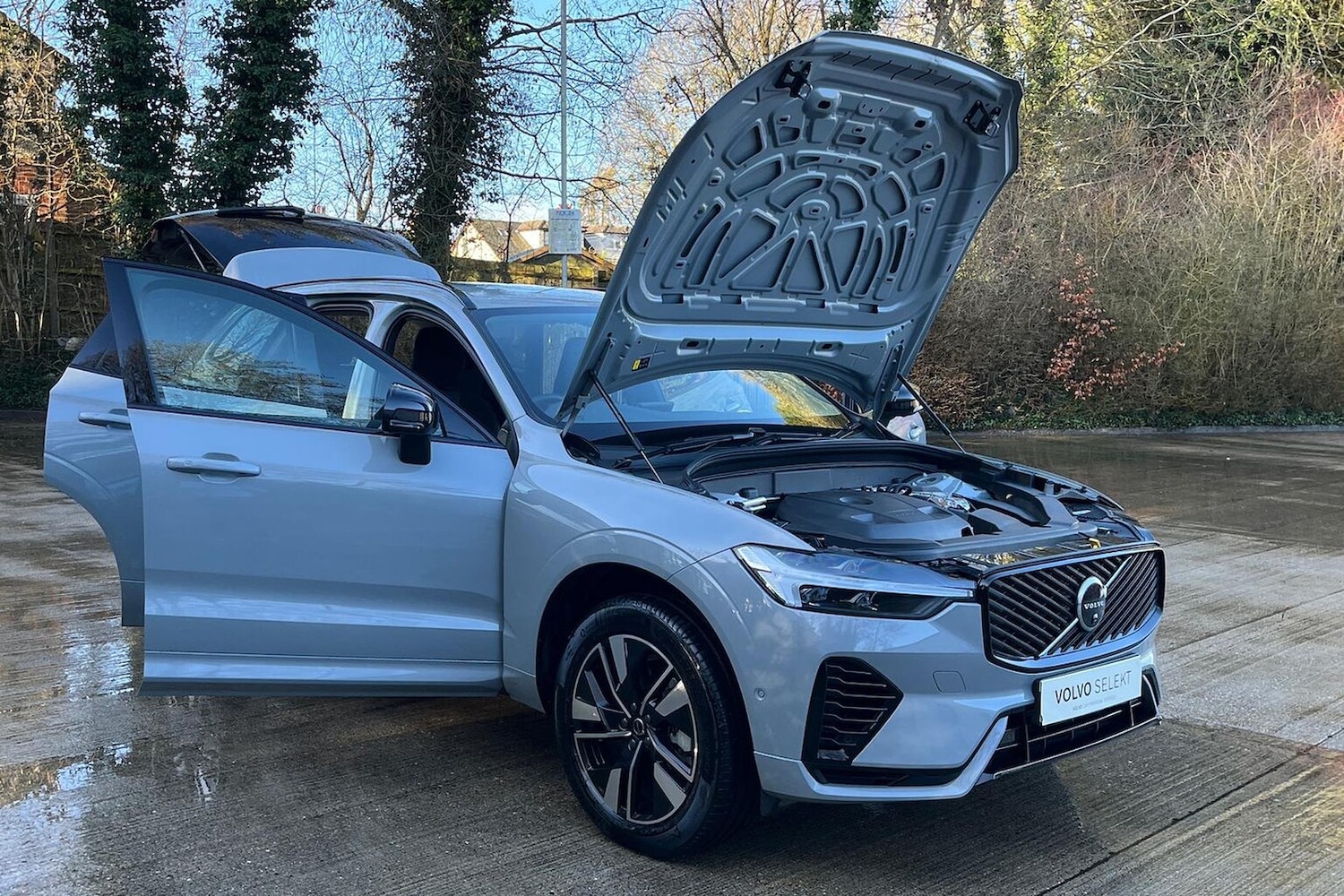 Used Volvo XC60 2025 for sale - 77888670: Photo 40