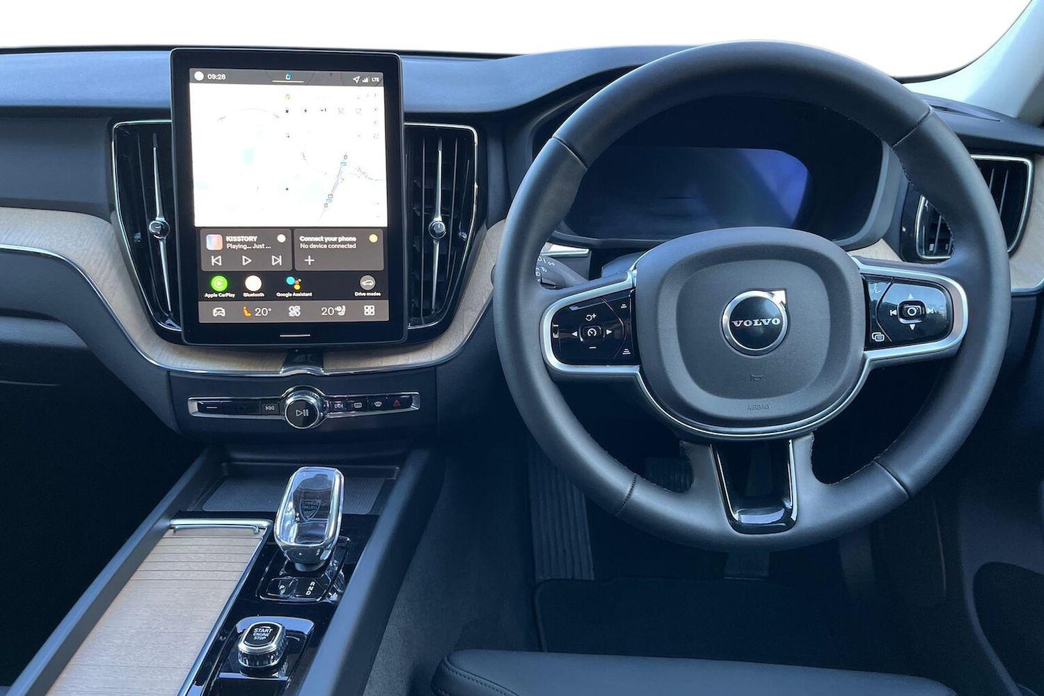 Used Volvo XC60 2025 for sale - 77888670: Photo 9