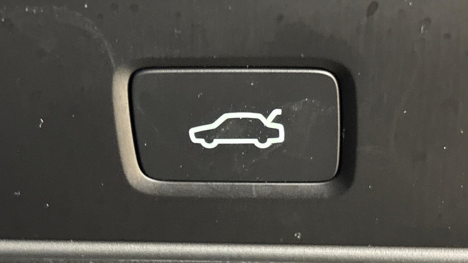 Used Volvo XC40 2025 for sale - 76413922: Photo 26