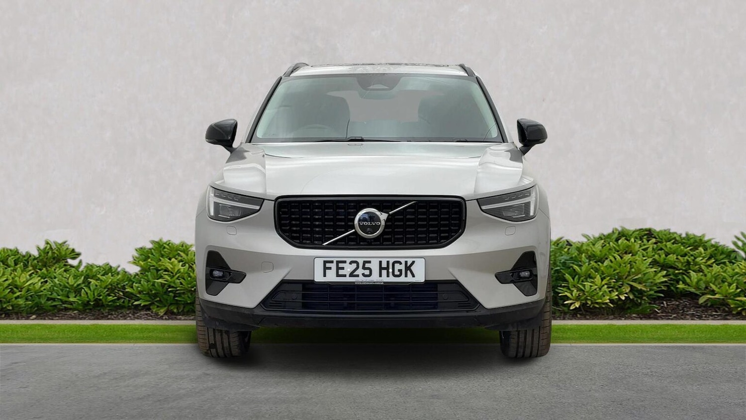 Used Volvo XC40 2025 for sale - 76413922: Photo 5