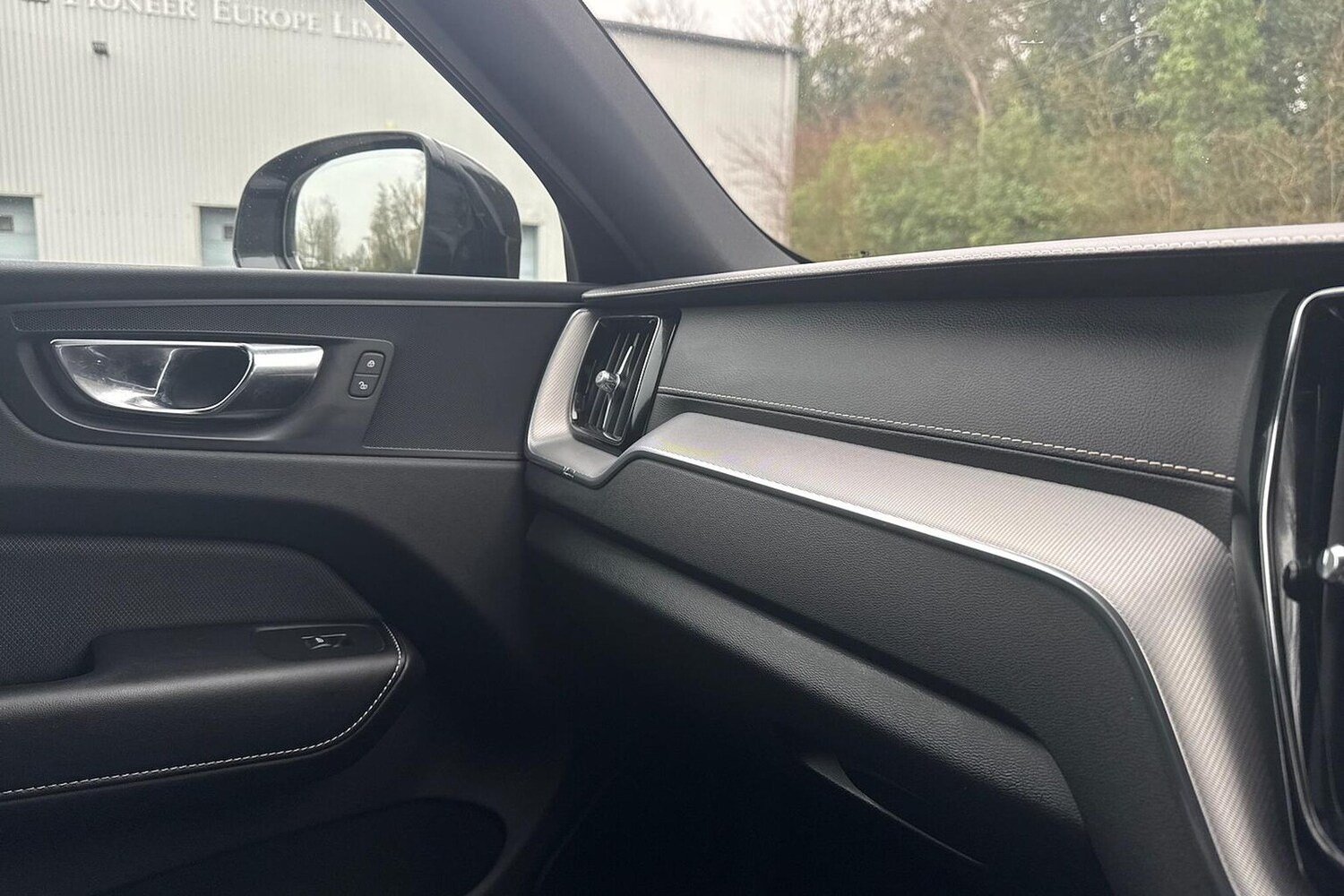 Used Volvo XC60 2022 for sale - 78192754: Photo 32