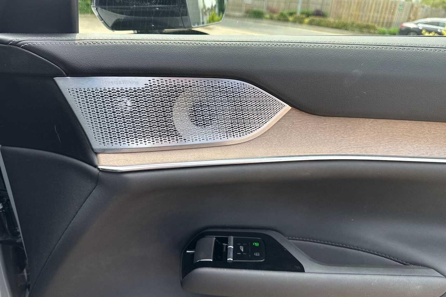 Used Volvo EX90 2025 for sale - 77012381: Photo 23