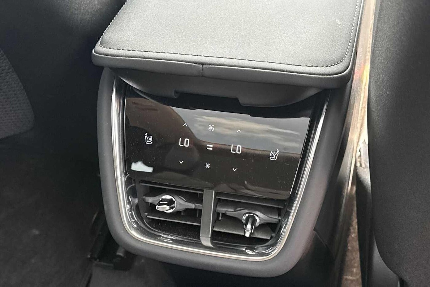 Used Volvo EX90 2025 for sale - 77012381: Photo 28