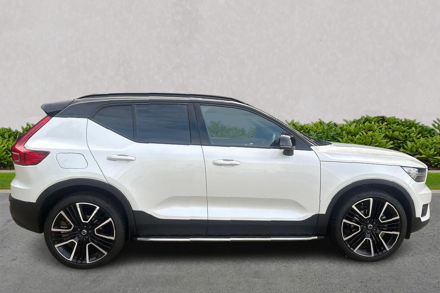 Used Volvo XC40 2022 for sale - 76046013: Photo 3