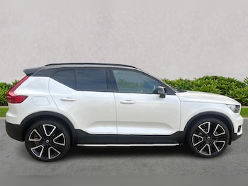 Used Volvo XC40 2022 for sale - 76046013: Photo 3