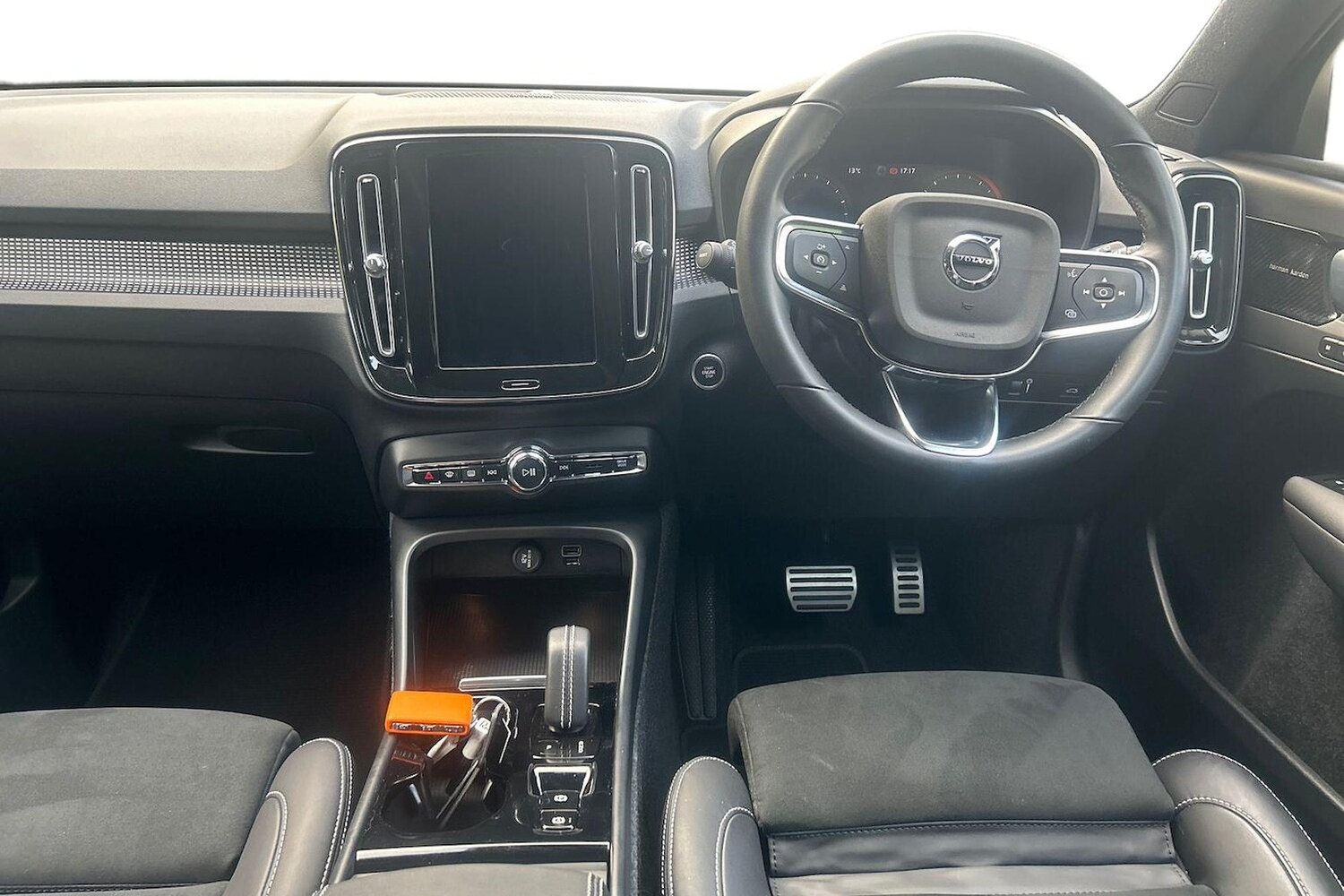Used Volvo XC40 2022 for sale - 76046013: Photo 9