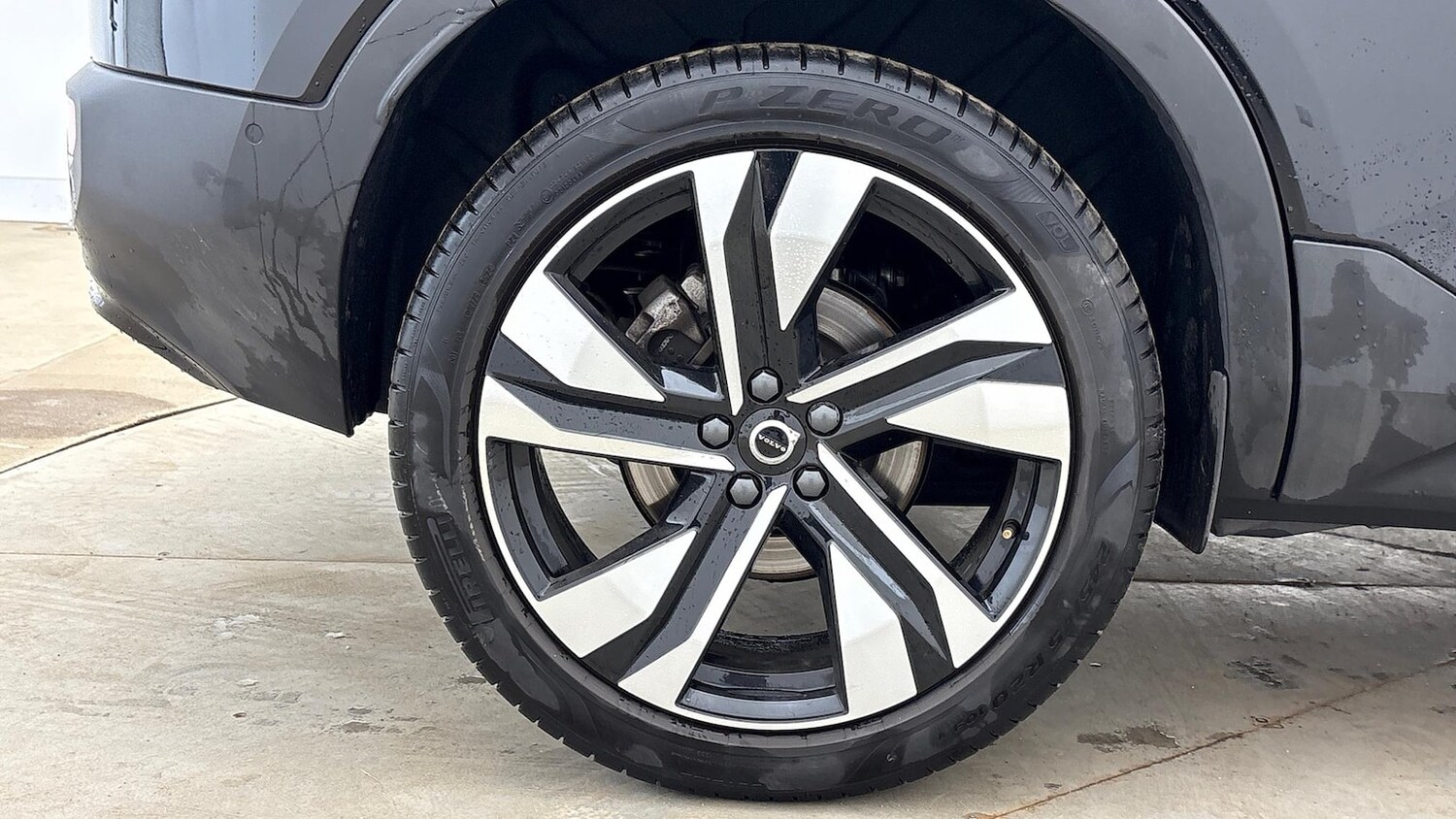 Used Volvo XC40 2024 for sale - 76628169: Photo 13