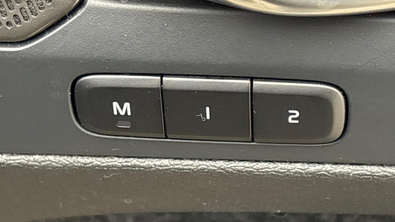 Used Volvo XC40 2024 for sale - 76628169: Photo 21