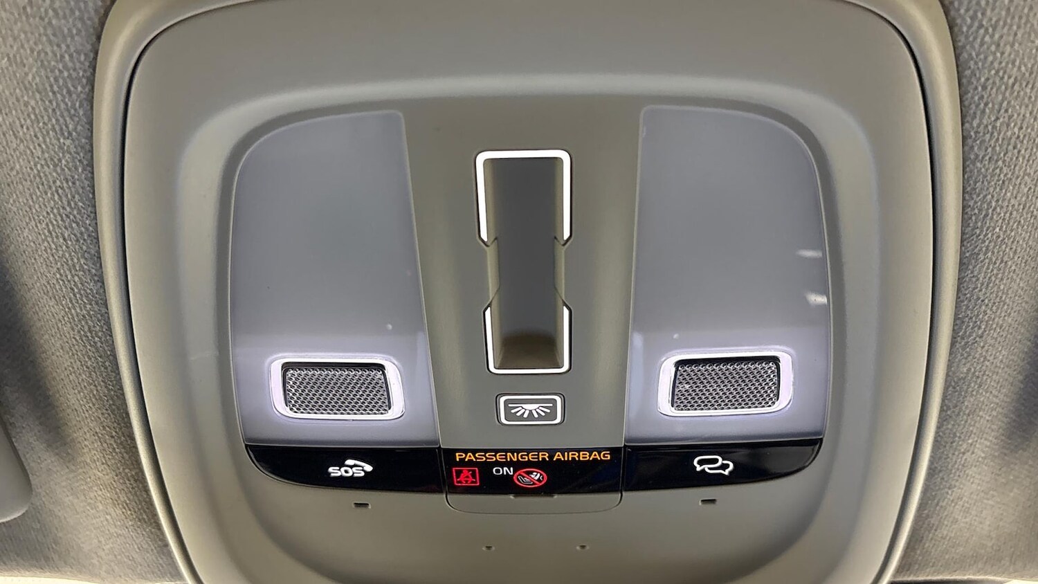 Used Volvo XC40 2024 for sale - 76628169: Photo 28