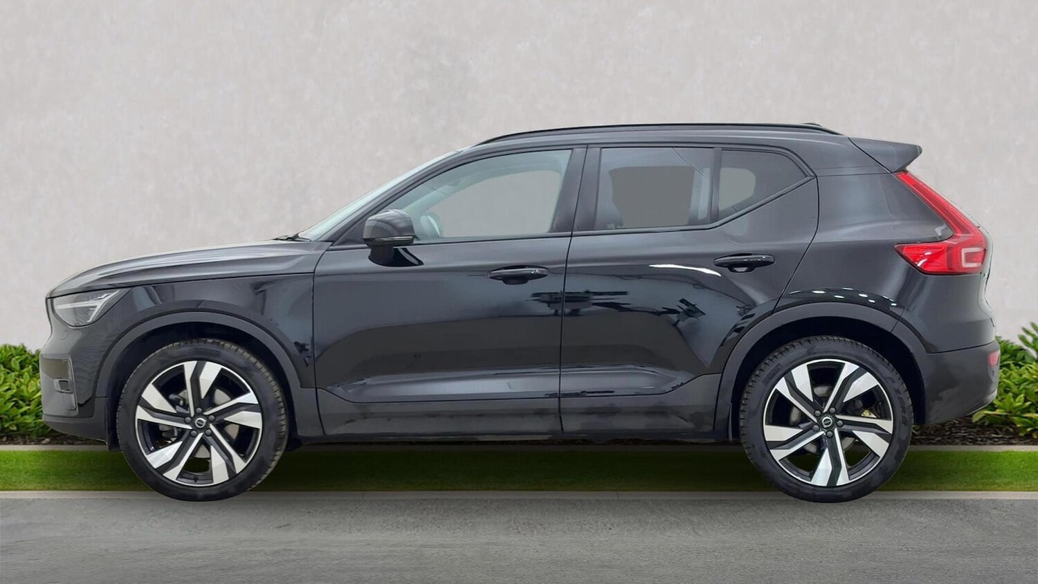 Used Volvo XC40 2024 for sale - 76628169: Photo 5
