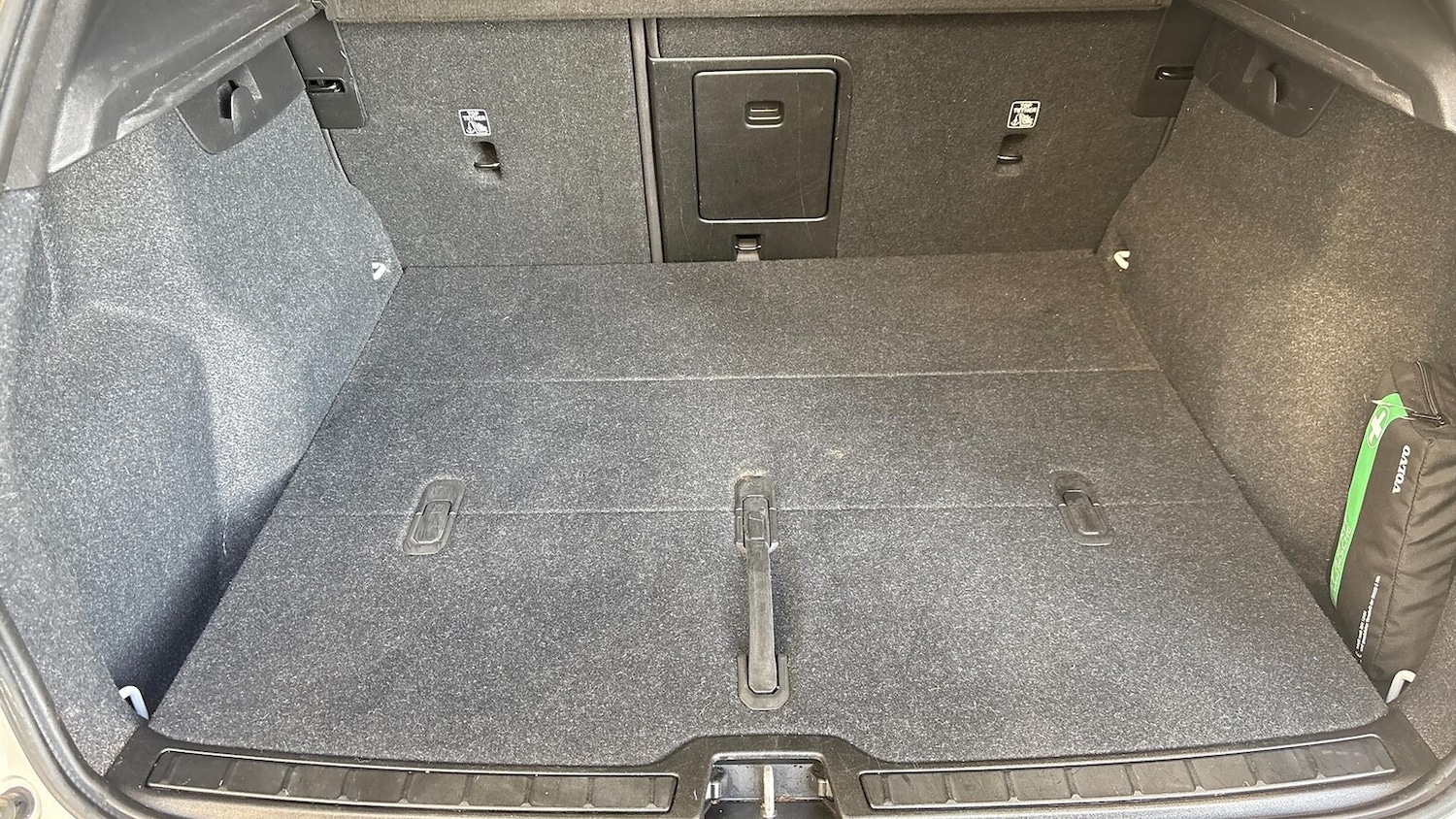 Used Volvo XC40 2022 for sale - 76437278: Photo 13