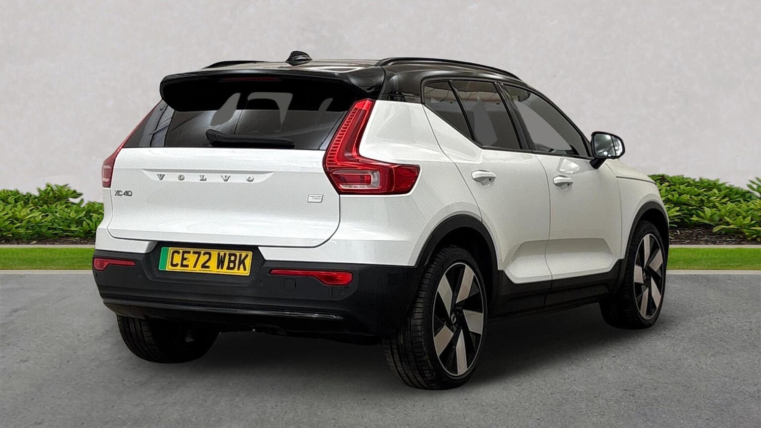 Used Volvo XC40 2022 for sale - 76437278: Photo 3