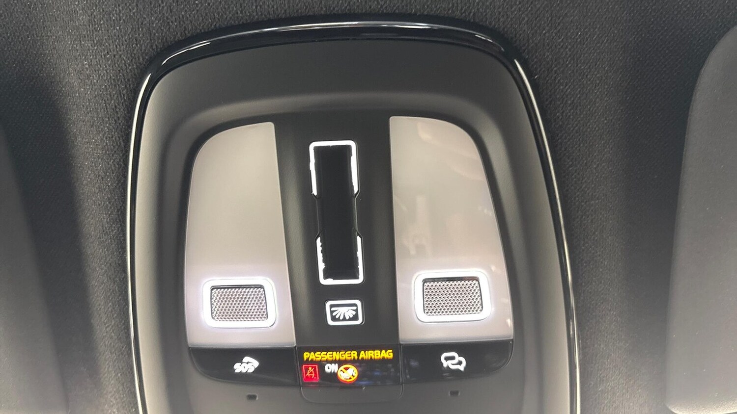 Used Volvo XC40 2022 for sale - 76437278: Photo 31