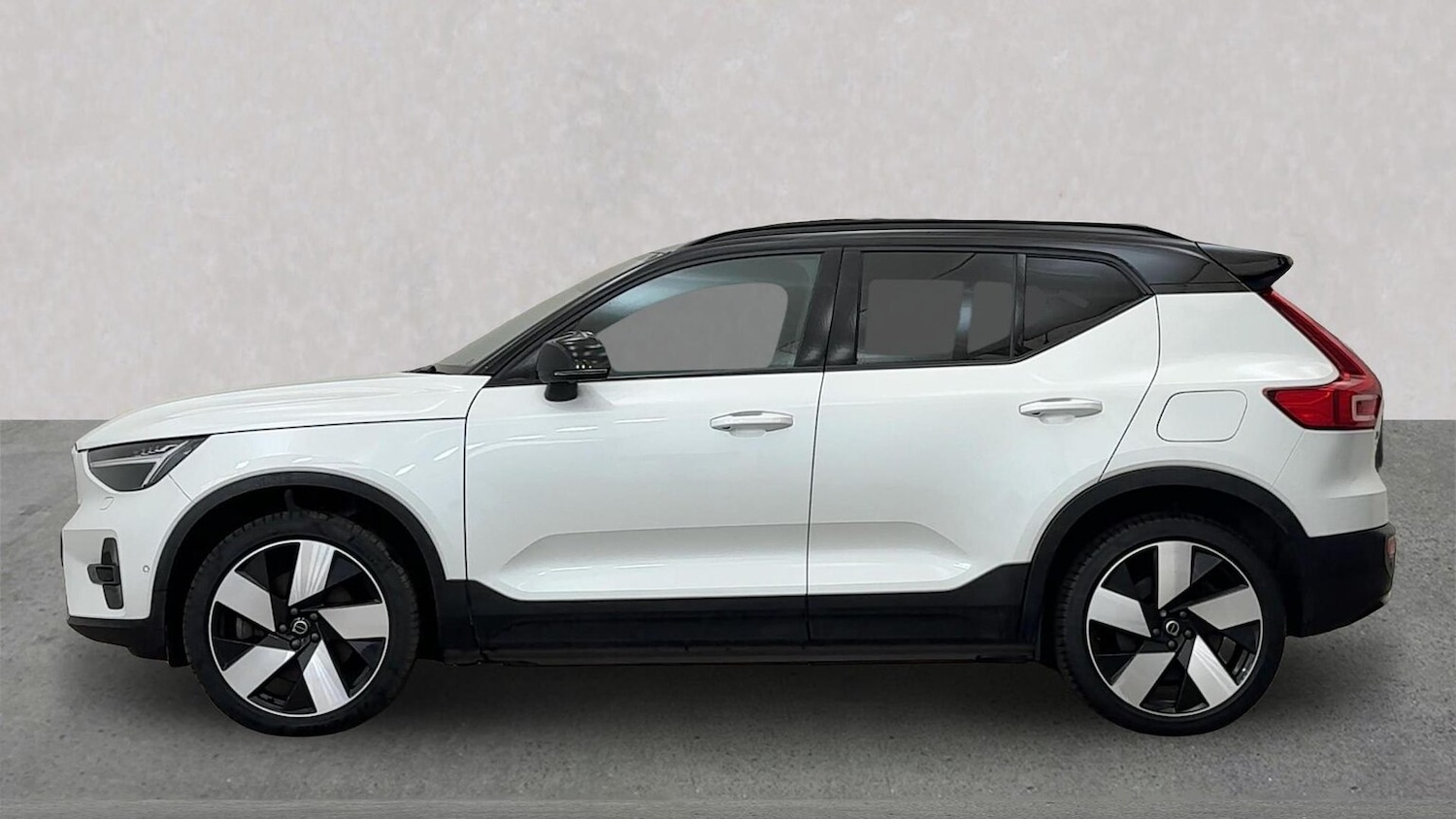 Used Volvo XC40 2022 for sale - 76437278: Photo 6