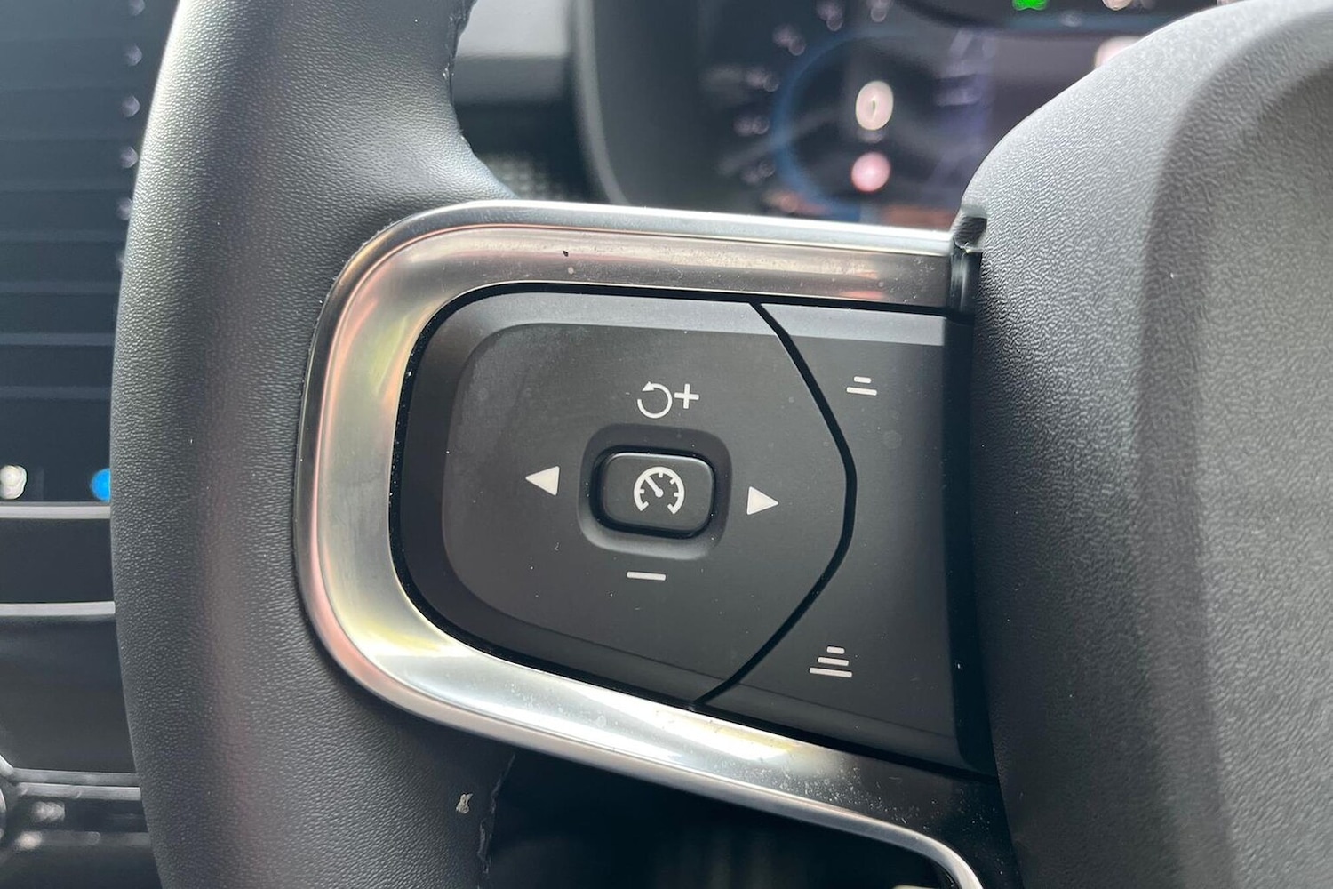 Used Volvo XC40 2021 for sale - 76005822: Photo 27
