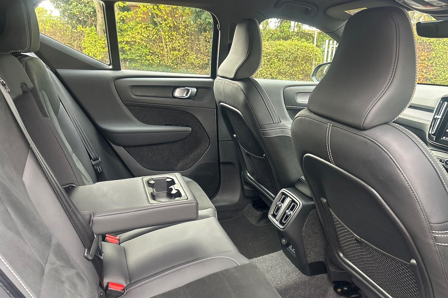 Used Volvo XC40 2025 for sale - 76741201: Photo 16