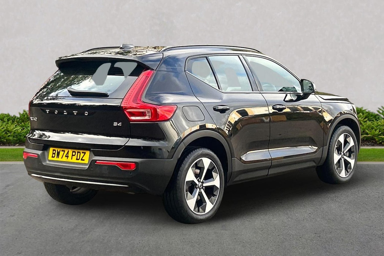 Used Volvo XC40 2025 for sale - 76741201: Photo 18