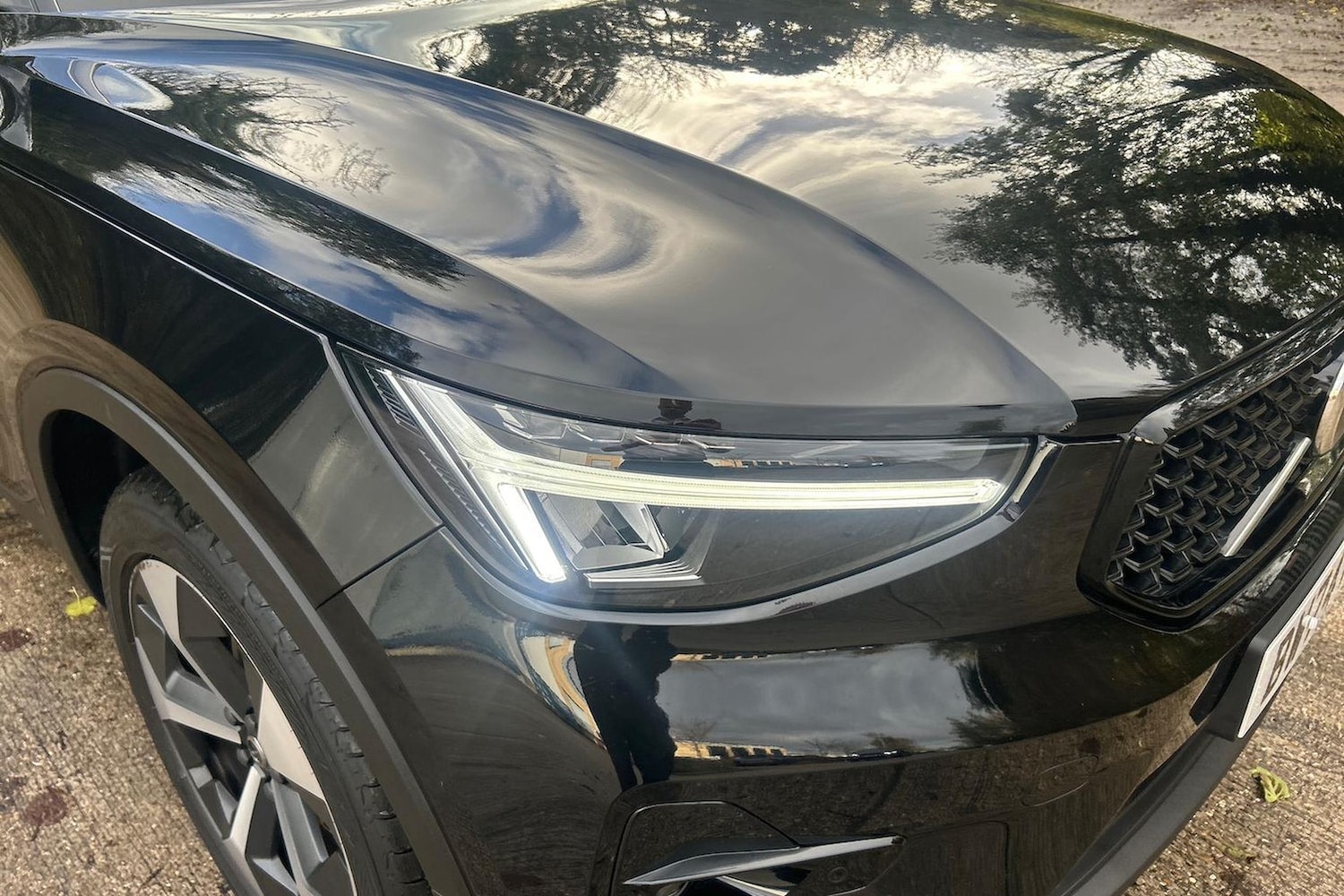 Used Volvo XC40 2025 for sale - 76741201: Photo 32