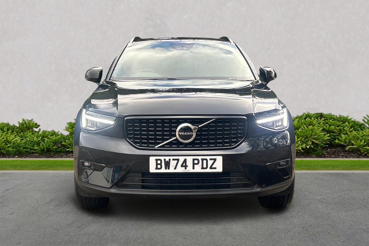 Used Volvo XC40 2025 for sale - 76741201: Photo 5