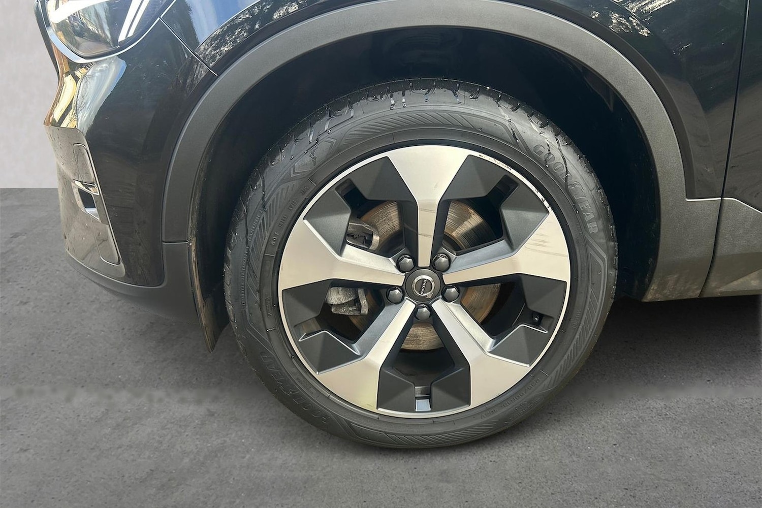 Used Volvo XC40 2025 for sale - 76741201: Photo 6