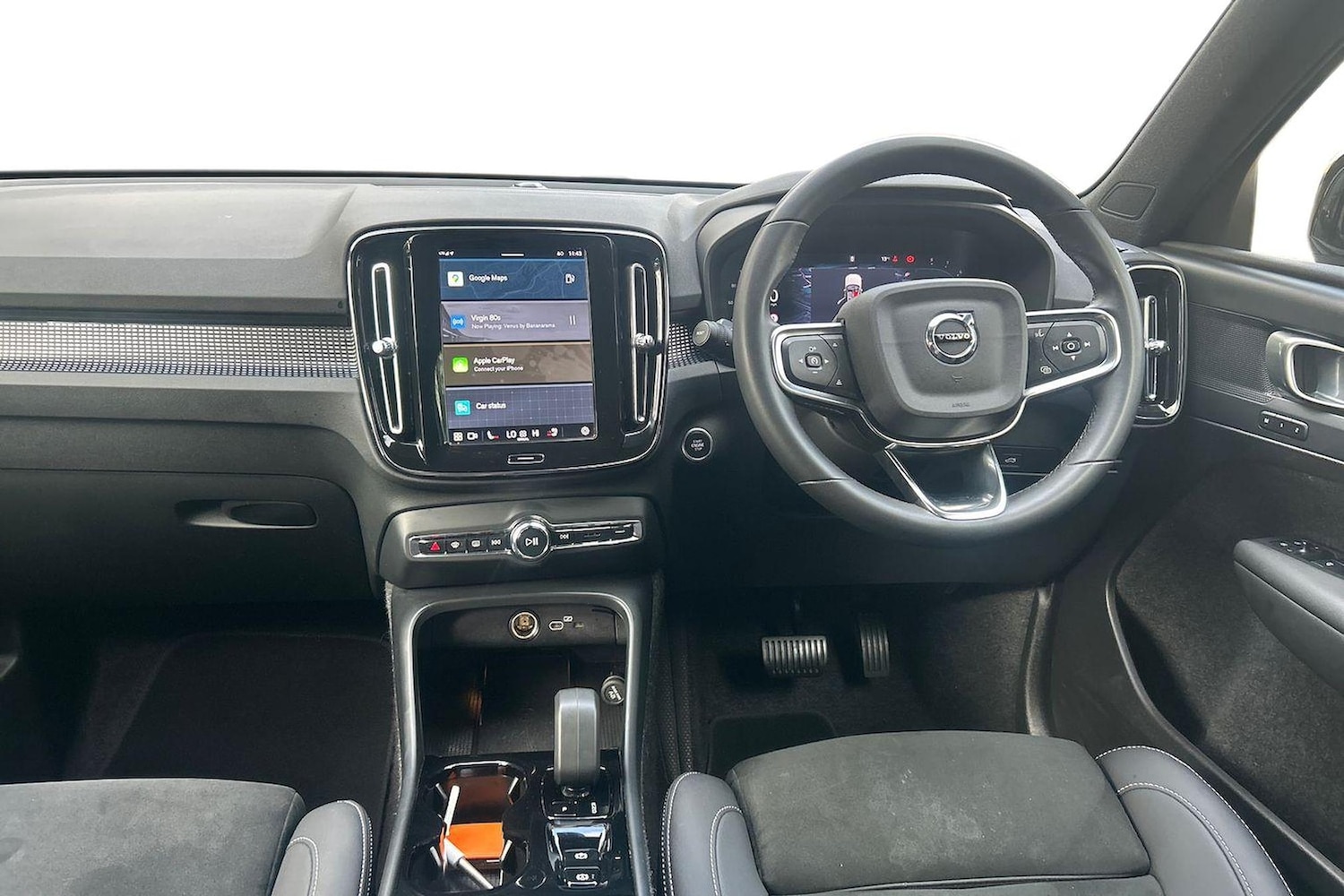 Used Volvo XC40 2025 for sale - 76741201: Photo 8