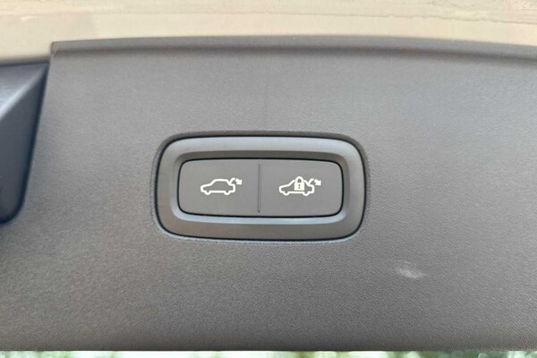 Used Volvo EX90 2025 for sale - 76342963: Photo 32