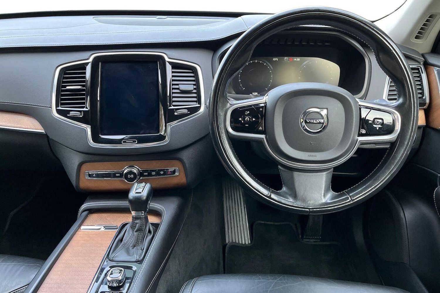 Used Volvo XC90 2017 for sale - 76892176: Photo 10