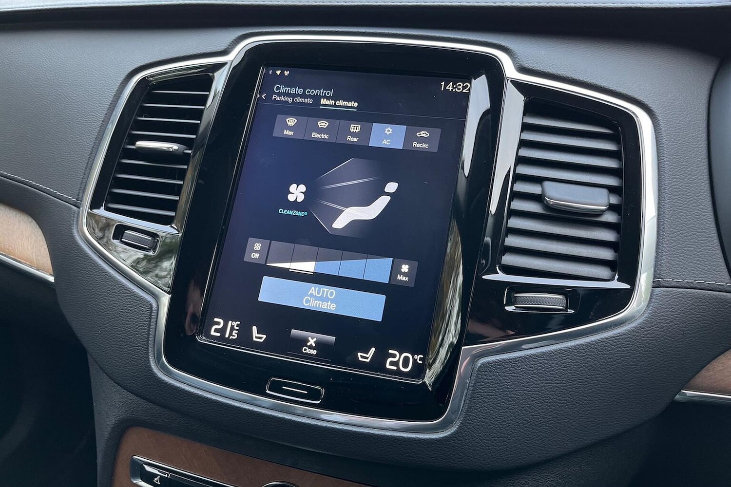 Used Volvo XC90 2017 for sale - 76892176: Photo 13