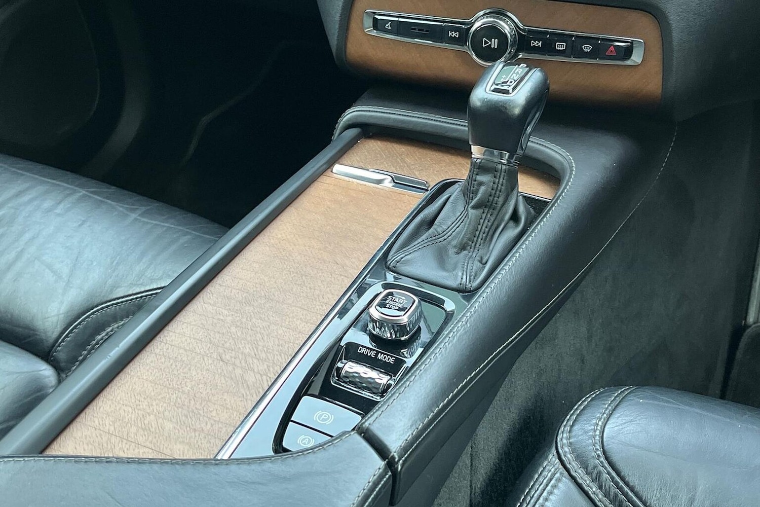 Used Volvo XC90 2017 for sale - 76892176: Photo 14