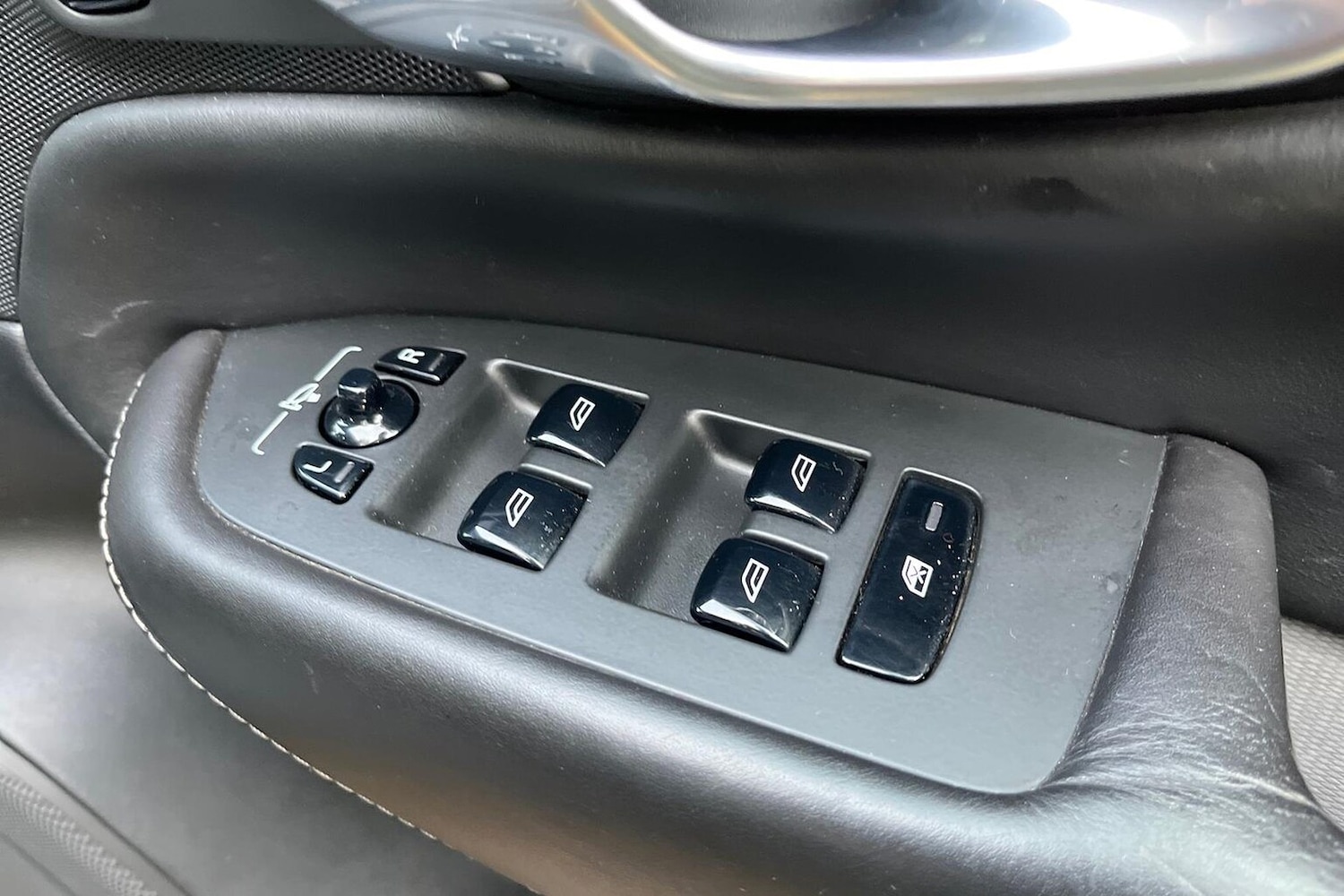 Used Volvo XC90 2017 for sale - 76892176: Photo 22