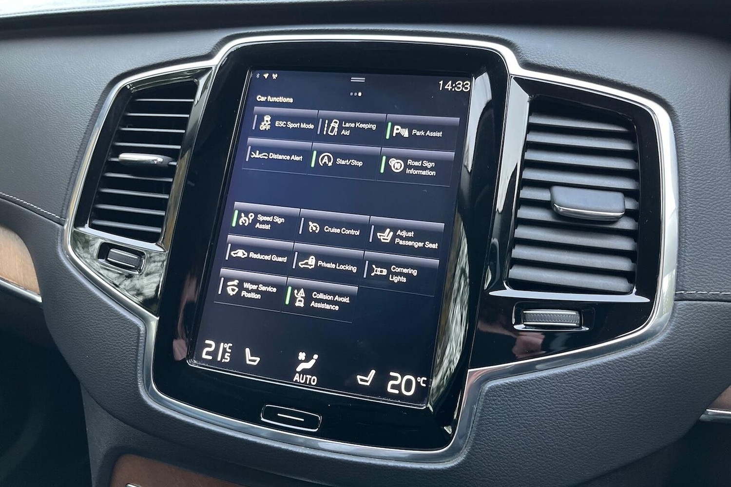 Used Volvo XC90 2017 for sale - 76892176: Photo 26