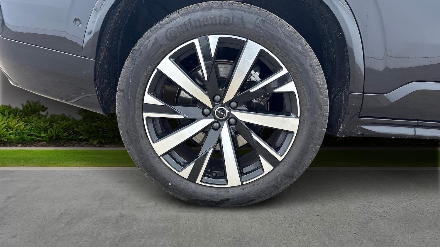 Used Volvo XC90 2025 for sale - 76418237: Photo 4