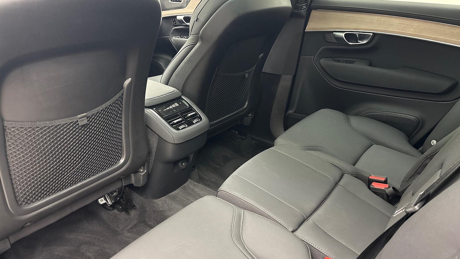 Used Volvo XC90 2025 for sale - 76418237: Photo 7